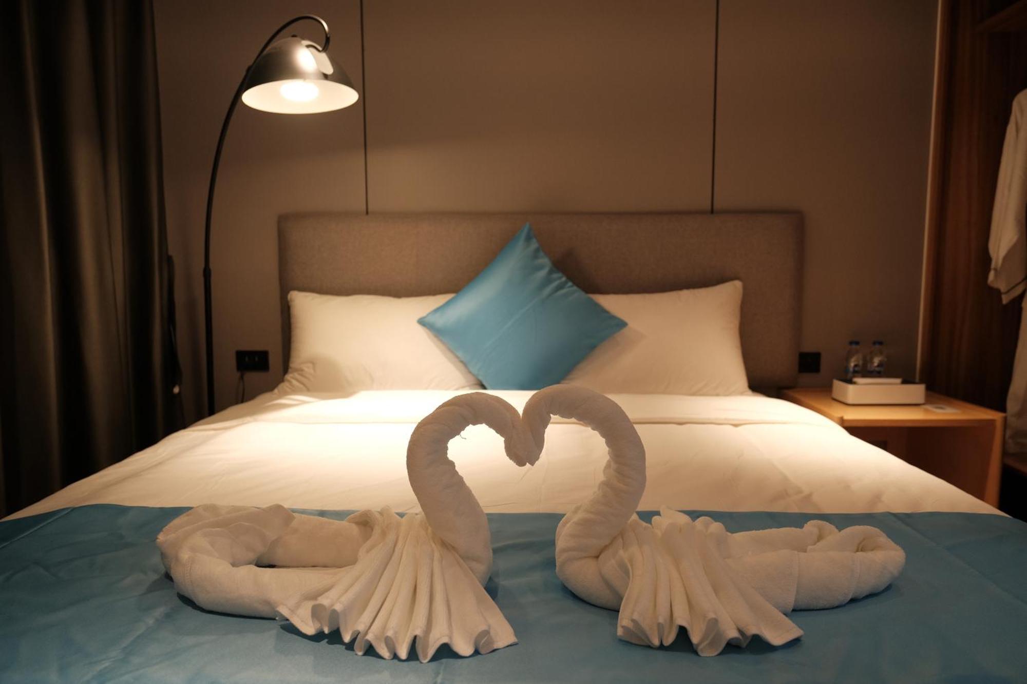 Paranaque City Golden Seagulls Hotel מראה חיצוני תמונה